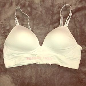 NWOT Victoria’s Secret All Comfort Bra